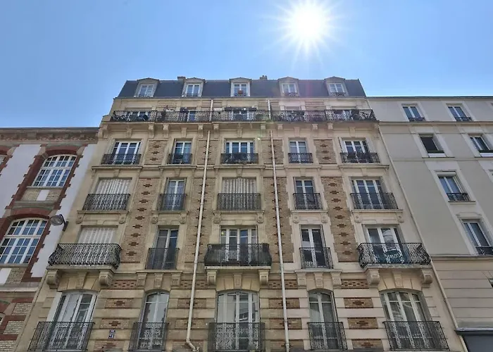 Sublime Refurbished Apartament *