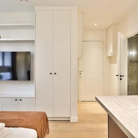 Sublime Refurbished Апартаменты *