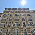Sublime Refurbished Lejlighed *