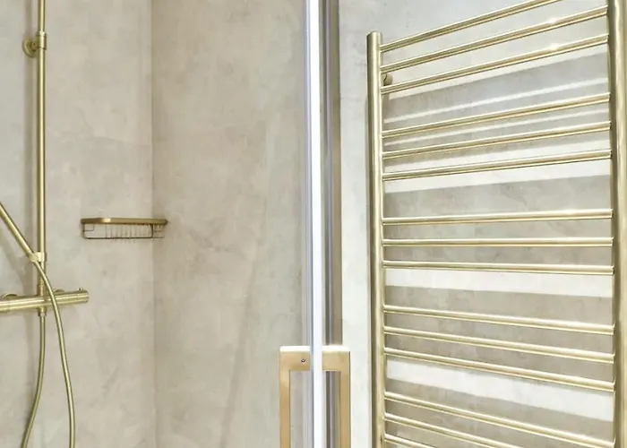 Sublime Refurbished Apartment Paris